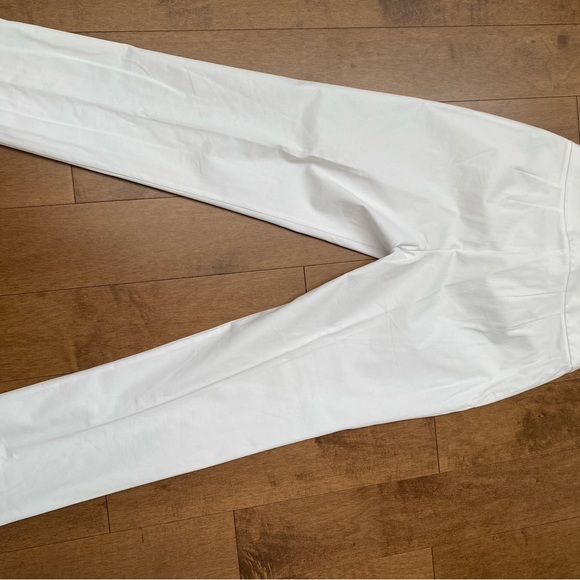Natori Cotton White Pants with side zipper, Size 4 -New Without Tag- - Picture 2 of 3